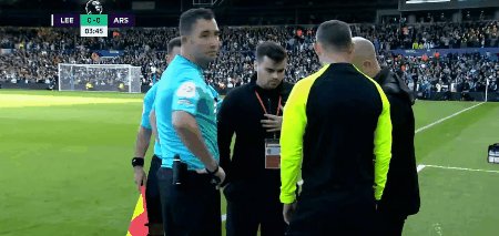 开云中文官网-【英超】萨卡破门 班福德失点 利兹联0比1阿森纳